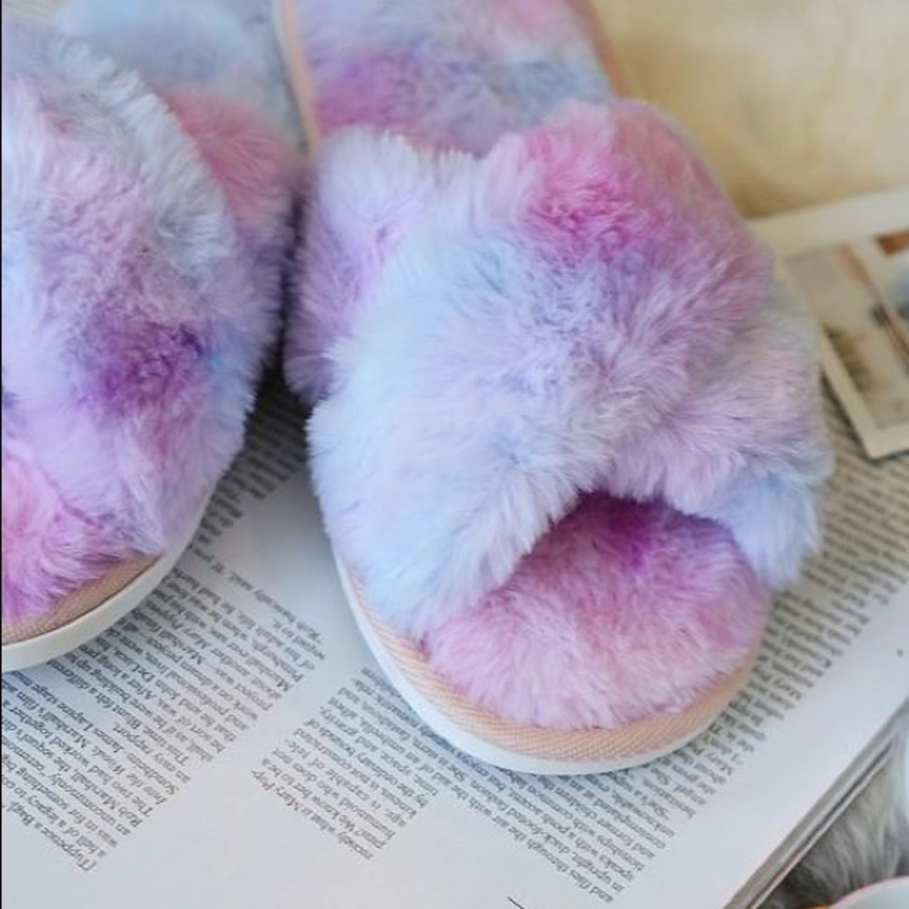 GET COZY FLUFFY TIE DYE SLIPPERS-PURPLE - Picture 5 of 7